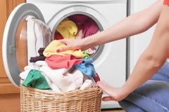 Πώς να φτιάξετε σπιτικές ταμπλέτες για το πλυντήριο ρούχων