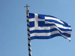 Φωτογραφία για Υποναύαρχος Νικόλαος Παπανικολόπουλος: Υπάρχει δημόσια και ιδιωτική σημαία;