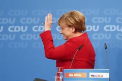 Ο Τσίπρας στη Μέρκελ για την παρεξήγηση με το «μποναμά» και η επαναφορά του Grexit