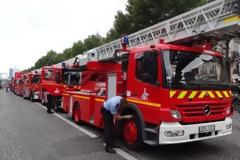 Πυρκαγιά σε κέντρο υποδοχής προσφύγων στο Παρίσι