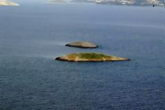 Διαψεύδει το υπουργείο Ναυτιλίας τα περί εμπλοκής στα Ίμια