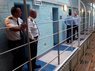 Φωτογραφία για Μπέρμιγχαμ: Κρατούμενοι πήραν τον έλεγχο σε πτέρυγες φυλακής για 12 ώρες