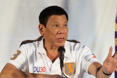 Ντουτέρτε: Αντίο Αμερική, δεν χρειαζόμαστε τα λεφτά σου