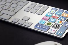 Γιατί δεν πρέπει να εκθέτεις τις σχέσεις σου στα Social Media για να είσαι ευτυχισμένος