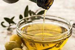 Πώς μπορείτε να χρησιμοποιήσετε εναλλακτικά το ελαιόλαδο