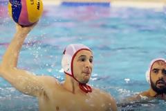 «Ερυθρόλευκο» το ντέρμπι στο πόλο