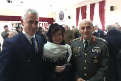 Τιμή στην κόρη του Ήρωα Υπολοχαγού  Δημητρίου Ζιώγα, Φρειδερίκη Λιάπη - Ζιώγα από τον νυν και τον επίτιμο Αρχηγό ΓΕΣ