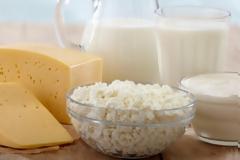 Γαλακτοκομικά πλήρη λιπαρών ή light;