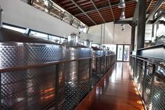 «Κίνδυνος καταστροφής 2.800 τόνων οίνου των αμπελουργών του Ηρακλείου»