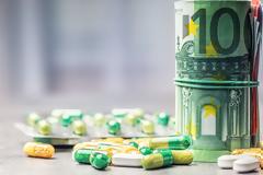 Καρόκης: Οι ιδιώτες πληρώνουν μεγάλη συμμετοχή και αυτό δεν είναι άλλοθι για την κυβέρνηση