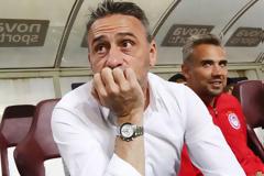 Στραβό το κλίμα για τον Μπέντο στον Ολυμπιακό