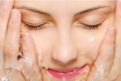 Πλύσιμο προσώπου: Και όμως το κάνετε λάθος!