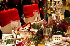 Οι διατροφολόγοι μας λένε τι πρέπει να αποφύγουμε στο γιορτινό τραπέζι