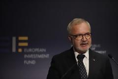 ΕΤΕπ: ΡΕΥΣΤΟΤΗΤΑ ΕΝΟΣ ΔΙΣ ΕΥΡΩ ΣΤΙΣ ΕΛΛΗΝΙΚΕΣ ΜμΕ