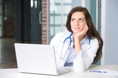 Οι γυναίκες γιατροί είναι καλύτερες από τους άντρες, υποστηρίζει νέα έρευνα!