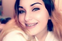 Έφηβη αυτοκτόνησε μπροστά στους γονείς της - Μόλις μάθετε γιατί το έκανε θα ΣΟΚΑΡΙΣΤΕΙΤΕ...