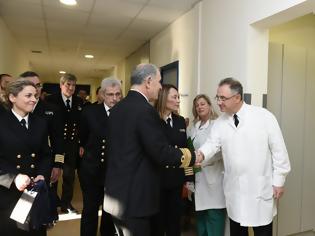 Φωτογραφία για Επίσκεψη Αρχηγού ΓΕΝ στο Ναυτικό Νοσοκομείο Αθηνών