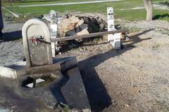 Δυστυχώς αυτή είναι η κατάσταση της πηγής του Λεωνίδα στις Θερμοπύλες