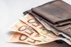 Κατερίνη: Το χαμένο πορτοφόλι με τα τελευταία ευρώ και η αξιέπαινη πράξη ενός δασκάλου