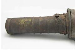 Άνδρας έσπαγε επί 25 χρόνια καρύδια με μια χειροβομβίδα χωρίς να το γνωρίζει