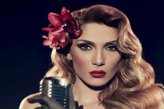 Αγγελική Ηλιάδη: Με ποιον τραγουδιστή ήταν ερωτευμένη μικρή