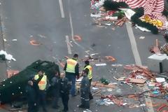 Το χτύπημα στο Βερολίνο αναζωπυρώνει τη συζήτηση για τα σύνορα