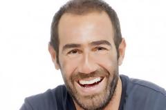 Το «μυστήριο» που θα δέσει για μια ζωή τον Αντώνη Κανάκη με το Γιάννη Λάτσιο και το Γιάννη Σερβετά