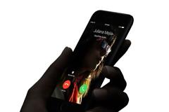 Τα κινητά του 2016 είναι τα καλύτερα δώρα