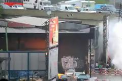 Δεν θα πιστεύετε τι προκαλεί αυτό το τεράστιο κύμα! [video]