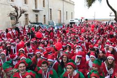 Πλημμύρισαν τα Χανιά από Άη Βασσίληδες!