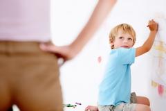 6 λάθη που κάνουμε στην πειθαρχία των παιδιών