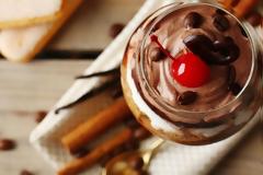 Εύκολο γλυκό ψυγείου έτοιμο σε 5 λεπτά