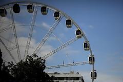 Ακίνητο αξιοθέατο: ΦΙΑΣΚΟμε τη ρόδα στο Σύνταγμα