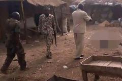 Νιγηρία: Άγριο λιντσάρισμα σε γυναίκα-καμικάζι που απέτυχε να ανατιναχθεί