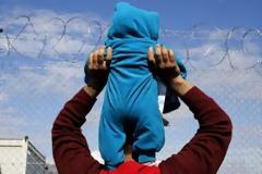 Από το Ιράκ στην Ηγουμενίτσα: Η συγκινητική περιπέτεια ενός ανήλικου παιδιού μέσα στις γιορτές!