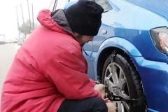 Πού χρειάζονται αλυσίδες λόγω του χιονιά