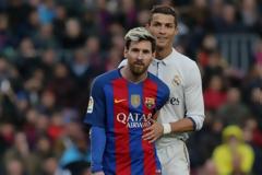 Κι όμως οι Μέσι και Ρονάλντο δεν...πληρώνονται καλά