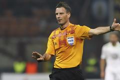 Οι Κινέζοι κάνουν και μεταγραφές...διαιτητών!