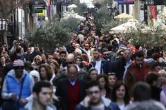 Πώς λειτουργούν, σήμερα, παραμονή πρωτοχρονιάς τα εμπορικά καταστήματα