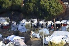 Σχεδόν 11.000 οι εγκλωβισμένοι πρόσφυγες στα νησιά του βορείου Αιγαίου