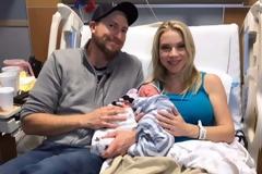 Τα πρώτα… τερτίπια του 2017! Δίδυμα γεννήθηκαν σε διαφορετικές χρονιές