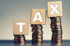 ΣΤΑ ΕΝΕΝΗΝΤΑ ΤΕΣΣΕΡΑ ΔΙΣ. ΕΥΡΩ ΤΑ ΧΡΕΗ ΠΡΟΣ ΤΗΝ ΕΦΟΡΙΑ