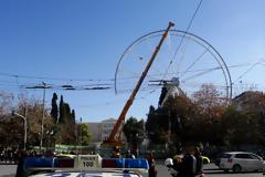 “Ξηλώνουν” τη Ρόδα στο Σύνταγμα – Δεν γύρισε ποτέ