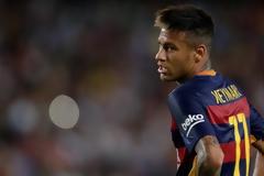 Η Μπαρτσελόνα είχε προσεγγίσει παράτυπα τον Νεϊμάρ