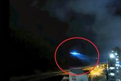 Εντυπωσιακές εικόνες απο μυστηριώδη φώτα κατέγραψε κάμερα καιρού στην Αυστραλία [video]