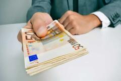 Έτσι μπορούν να διεκδικήσουν αυξήσεις οι δημοτικοί υπάλληλοι (ρύθμιση)