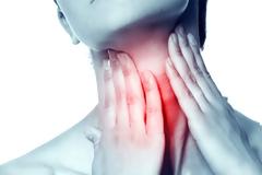 Κάνουν ΘΑΥΜΑΤΑ! Τρεις φυσικοί τρόποι να αντιμετωπίσετε τον πονόλαιμο