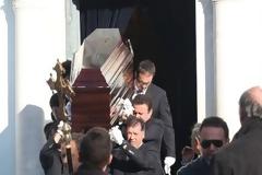 ΘΡΗΝΟΣ στην κηδεία του Γιώργου Ασημακόπουλου... [photos]