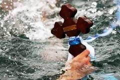 Πώς προέκυψαν οι ονομασίες Θεοφάνεια και Φώτα;