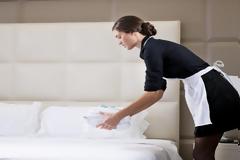 Γι’ αυτό πληρώνουμε πανάκριβα τα δωμάτια: Τι απίστευτο συμβαίνει στα ελληνικά ξενοδοχεία που θα σας εξοργίσει!